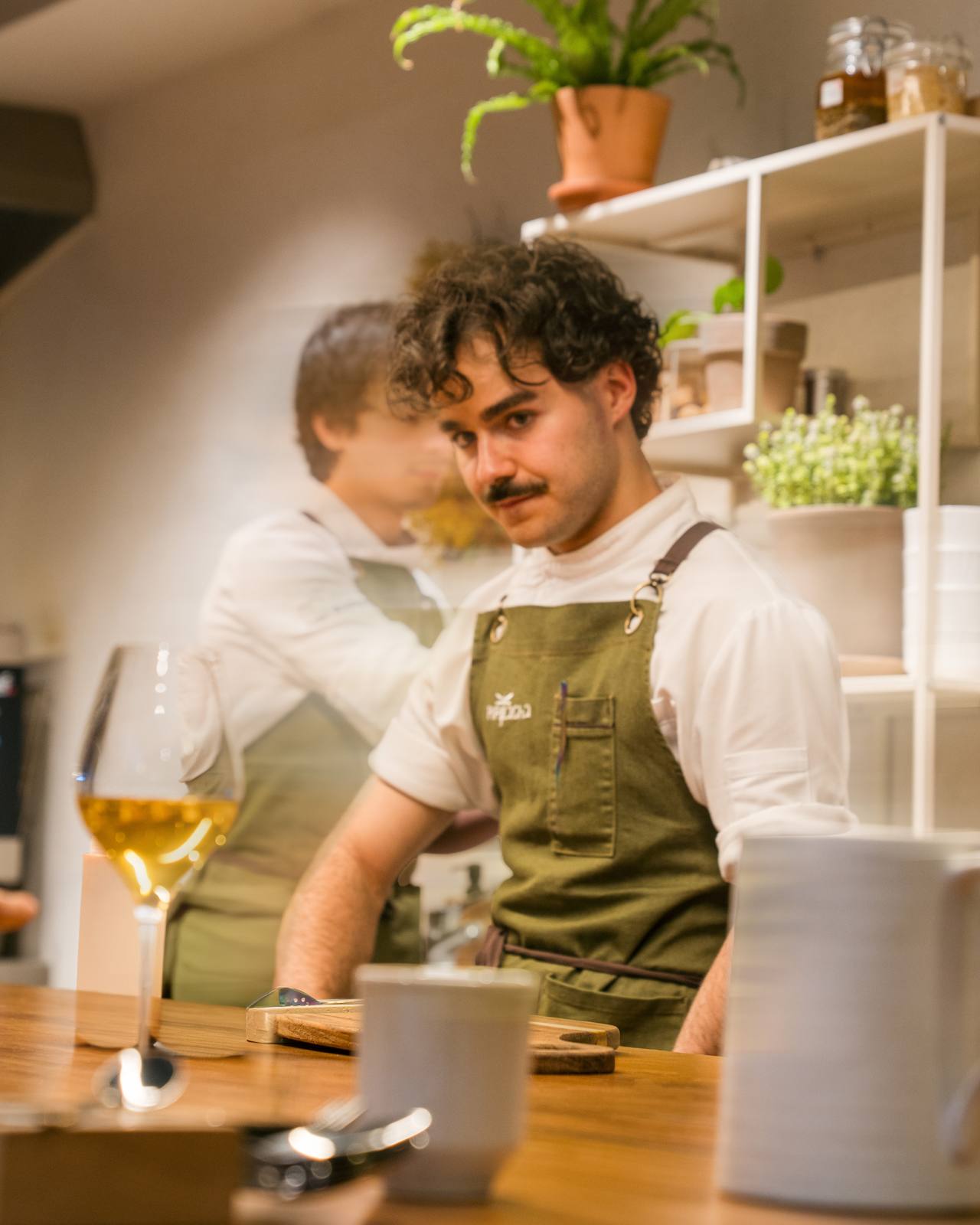Noé during service